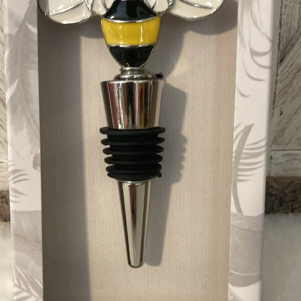 Tommy Bahama Bumblebee Wine Bottle Stopper